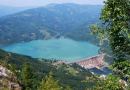 Jezero Perućac - smeštaj, kupanje, info i zanimljivosti